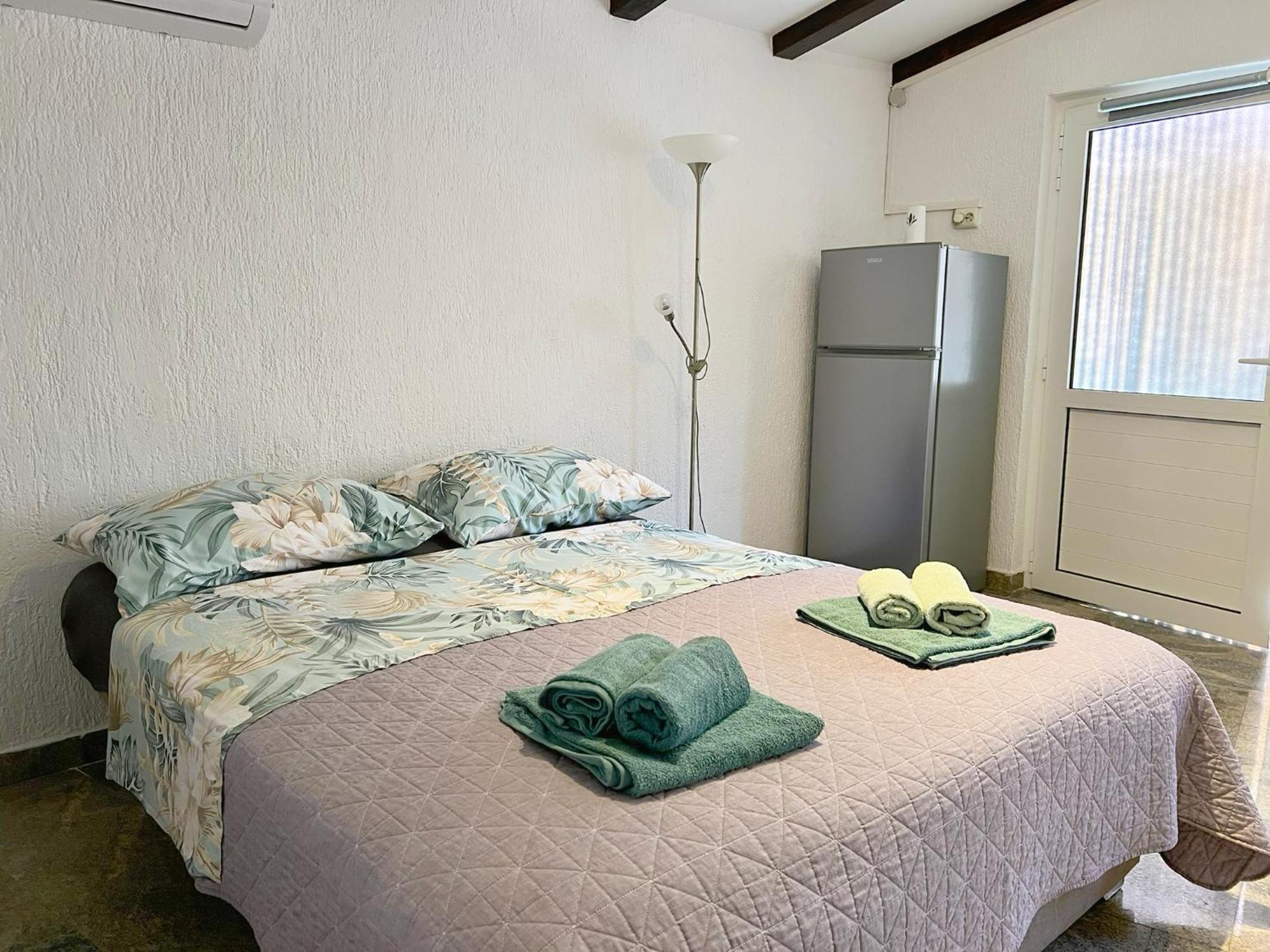 Apartments Ares Rovinj Exteriör bild