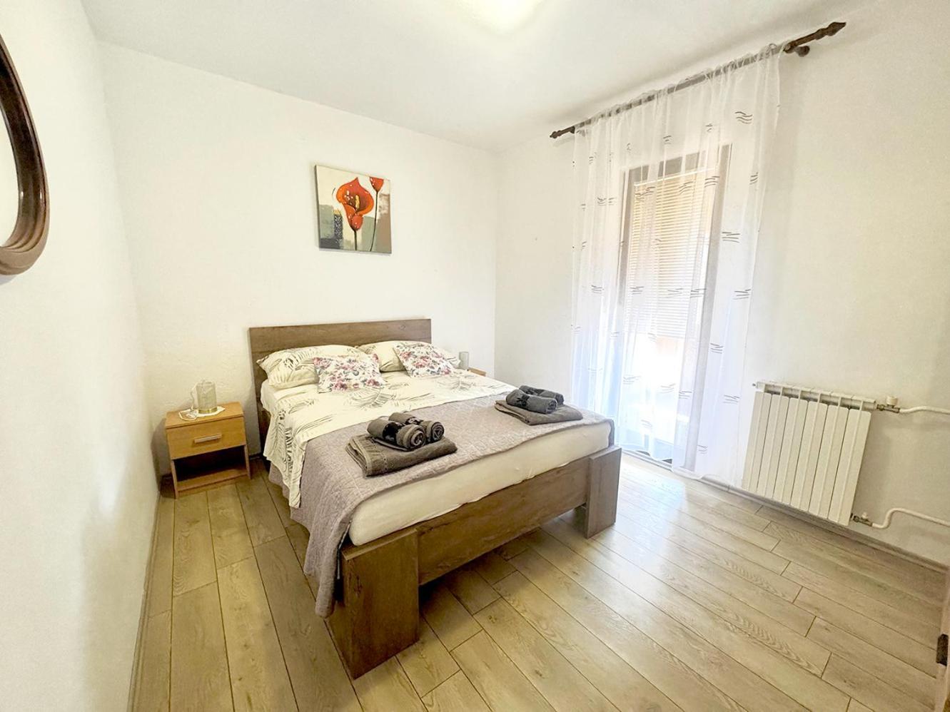 Apartments Ares Rovinj Exteriör bild